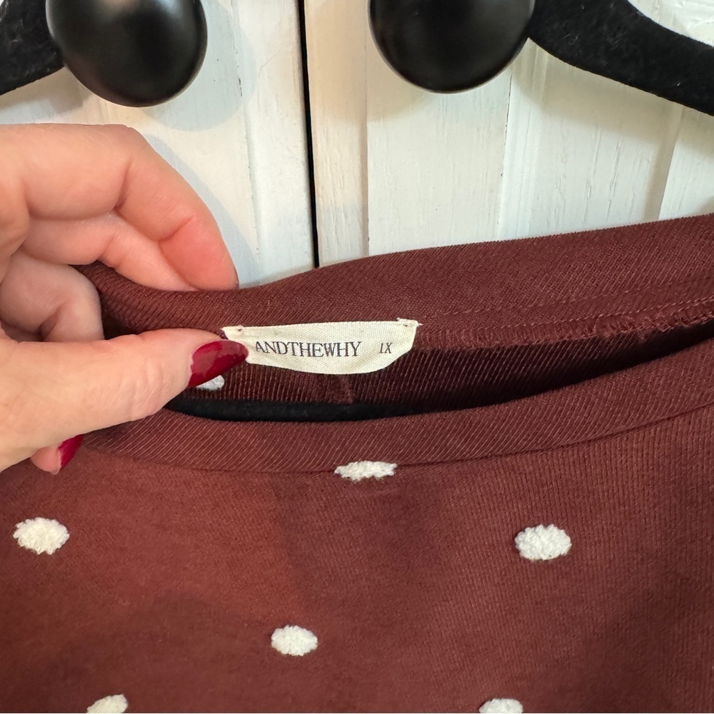 ANDTHEWHY Maroon and White Polka Dot Sweatshirt Size 1X. Dark coquette - Picture 5 of 6